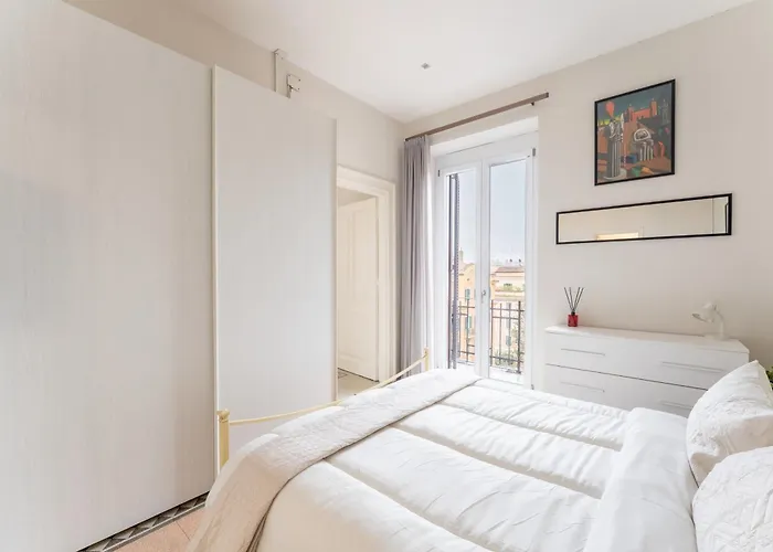 La Galleria, Rooftop Flat Nearby Borghese *